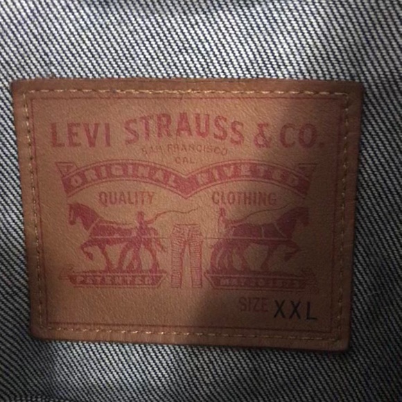 Levi’s Jacket. - Picture 5 of 5